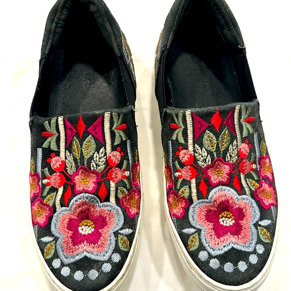 Johnny Was Black Suede Pink Floral Embroidered Slip On Sneakers 6 1/2